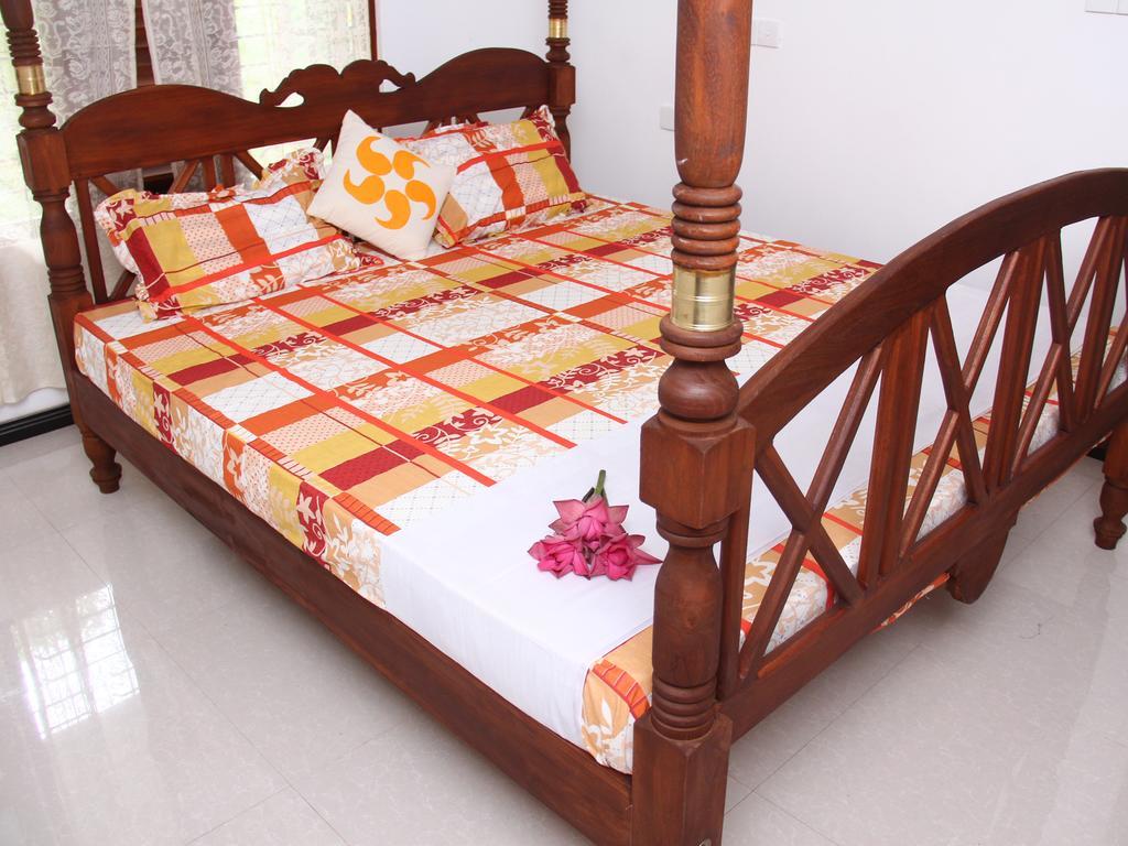 Sethun House Hotel Mirissa Room photo
